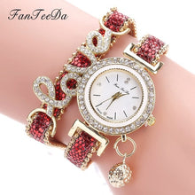 Load image into Gallery viewer, FanTeeDa Top Brand Women Bracelet Watches Ladies Love Leather Strap Rhinestone Quartz Wrist Watch Luxury Fashion Quartz Watch
